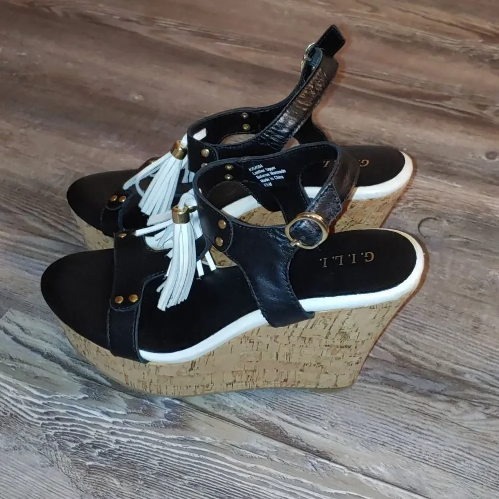 GILI black wedges with white tassels Sz 6.5
